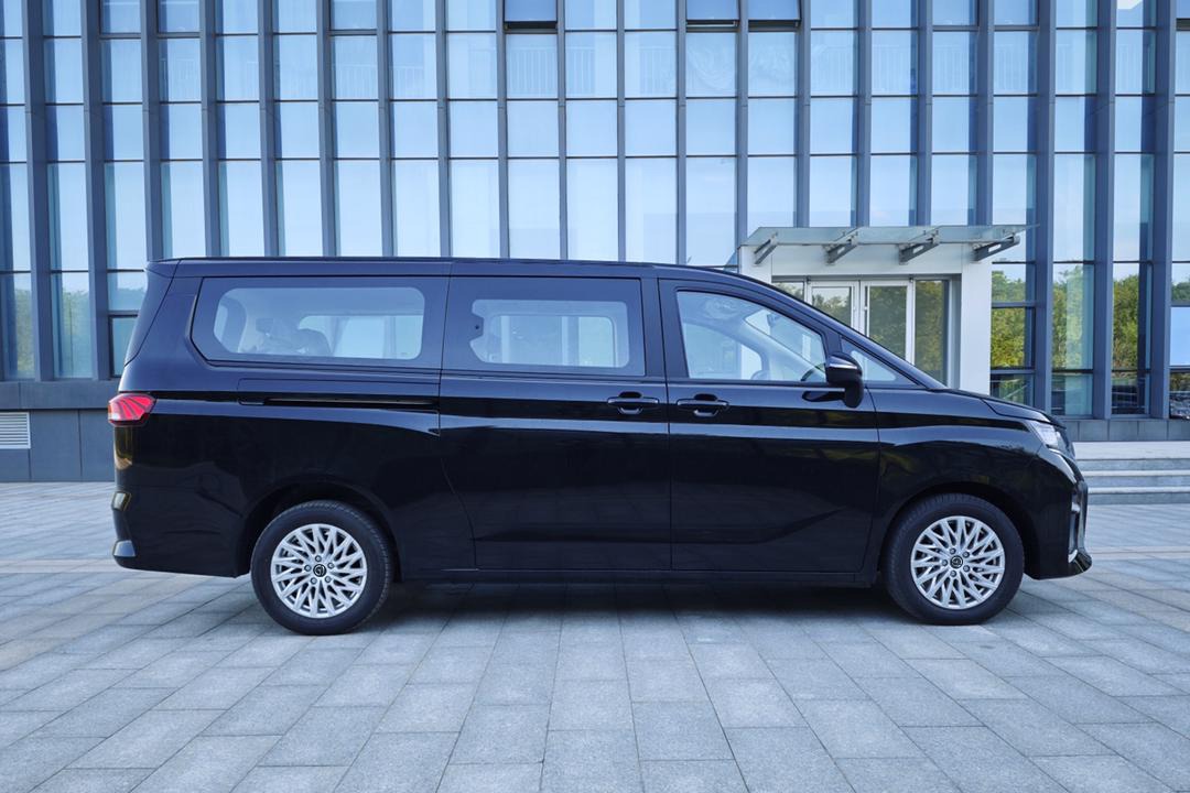 GerJa Rovian - Gallery Image 3